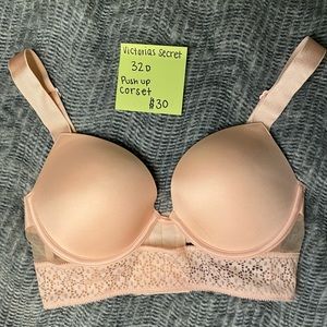 Victoria’s Secret light pink, push up, corset bra. 32D